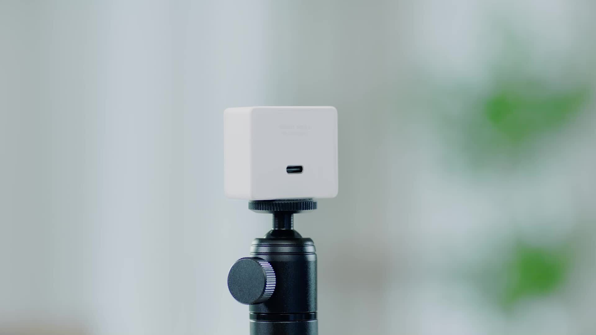 OBSBOT Meet 2 - AI-Powered 4K Webcam